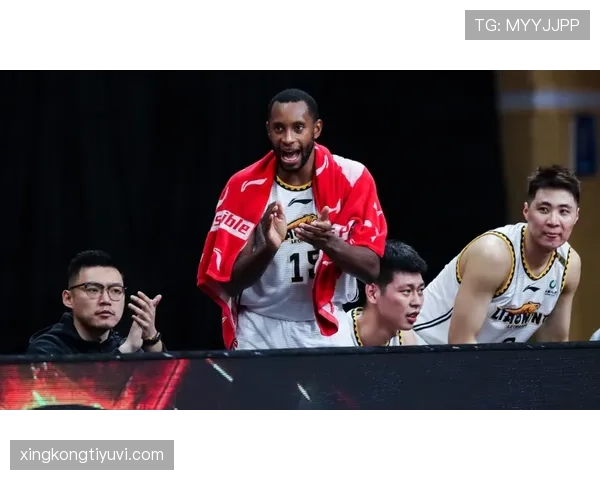 博古特无球掩护制造错位，内线防守效率领跑全队