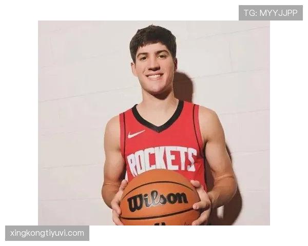 挡拆弱侧空切造位，里德·谢泼德较上季提升外线威胁