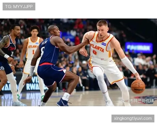 波尔津吉斯挡拆提升三分效率拉开球队进攻空间